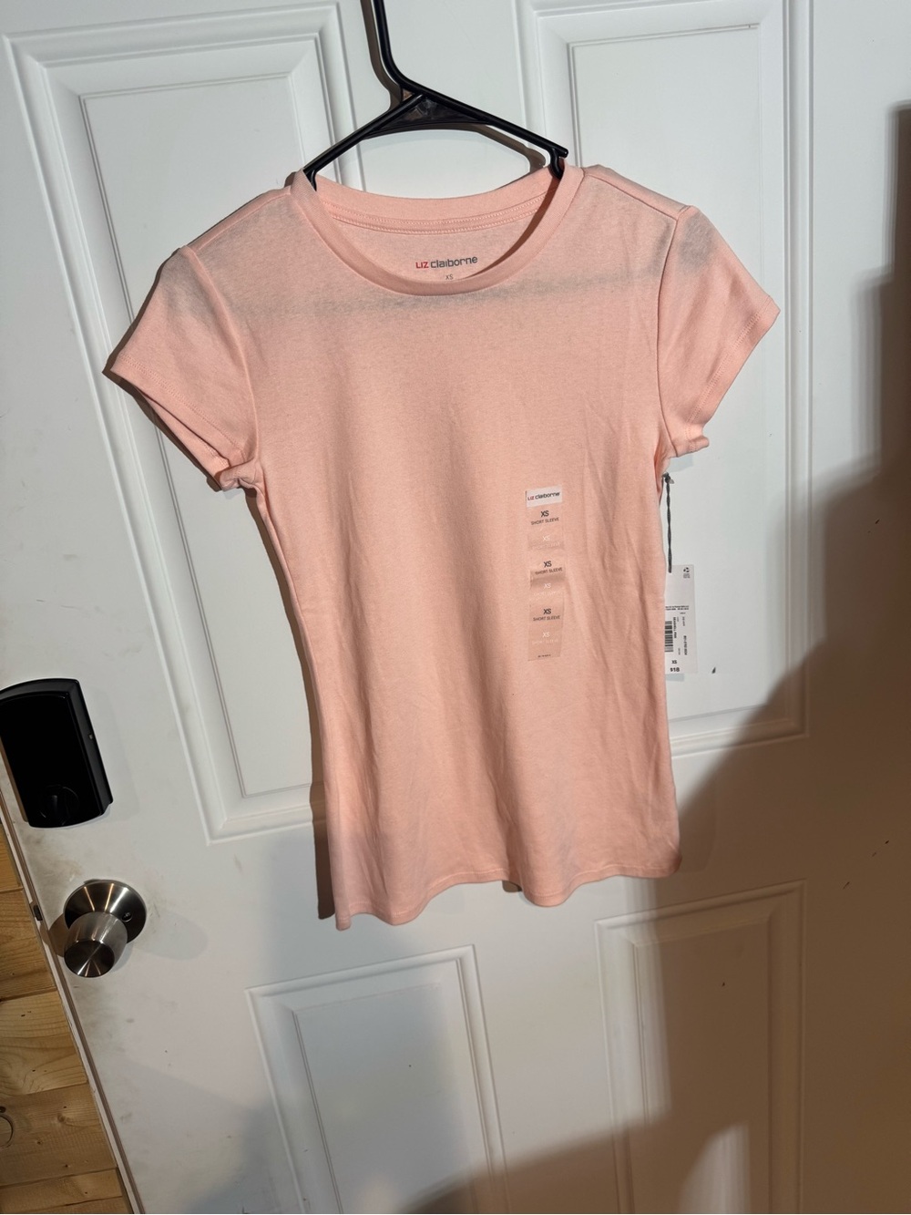 Liz Claiborne Light Pink Short Sleeve Crewneck Tee